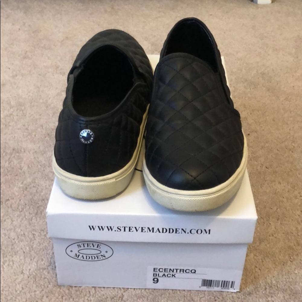 Steve Madden slip ons